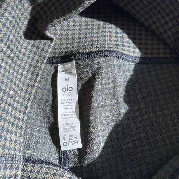 Alo yoga Micro houndstooth leggings - Picture 7 of 7